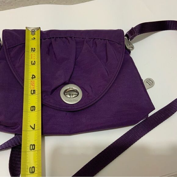 Bagallini Crossbody purple flap nylon 9”x7” - Picture 7 of 10